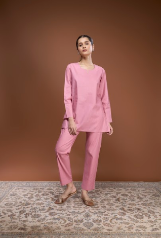 Red Sandalwood-Infused Sleepwear Set
